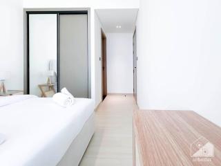 City Views & Comforts at Binghatti Emerald - Dubai - 8