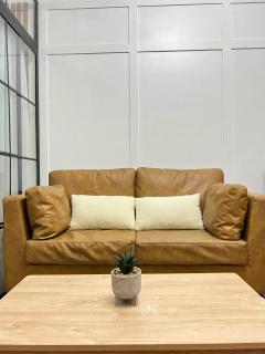 Minimalist Scandinavian 1BR Condo Unit in Quezon City with Parking - Manila - 9