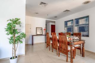 Frank Porter - Shams 4 - Dubai - 3