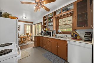 Bo360 Central Hangout with HOT TUB Washer Dryer - Billings - 1