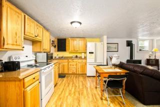 Bo360 Old West Abode with Hot Tub and Sauna - 8