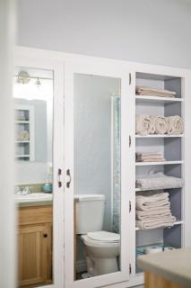 Bo360 White House with Fenced Yard - 0