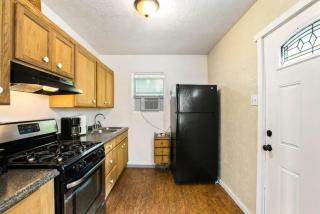 Bo360 Bungalow with Hot Tub and Sauna - 9