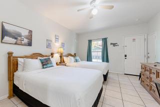 Wasser Lodge #104 - River St. - New Braunfels - 7