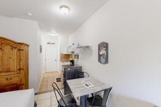 Wasser Lodge #203 - Catfish Way - New Braunfels - 6