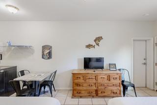 Wasser Lodge #203 - Catfish Way - New Braunfels - 1