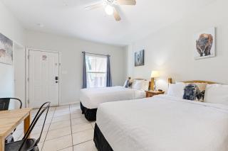 Wasser Lodge #101- Wildlife Crossing - New Braunfels - 1