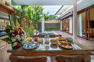 Arts Cherry Villa Satu Two-Bedroom with Private Pool Kuta - Kerobokan - 7