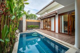 Arts Cherry Villa Satu Two-Bedroom with Private Pool Kuta - 9