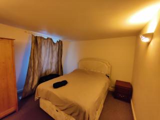 City Centre Room - Plymouth - 9