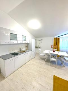 Residence 8 Deluxe - Ploieşti - 8