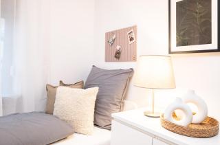 Charming Apartment in Nauen Sleeps 3 Comfortably - Parking included - Nauen - 7