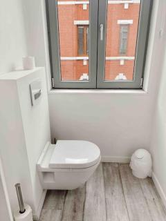 Beautiful spacious 1 bedroom loft - Luik - 4