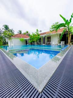 Private Villa with a Pool, Beach Front - The White House - 8