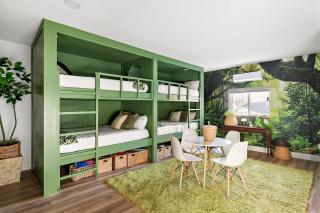 Backyard Oasis Pool Hot Tub Games & More - 5