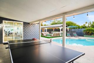 Backyard Oasis Pool Hot Tub Games & More - 2