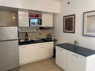 Raya Garden Vacation Home 2 bedroom sunset view - Manila - 5