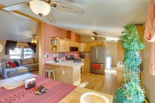 Stunning Views Quiet Bluff Home Near Hiking! - Bluff - 8