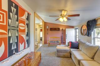 Stunning Views Quiet Bluff Home Near Hiking! - Bluff - 6