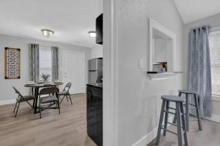 The Smart Stay ! New Remodel! Minutes from Atlanta - 3