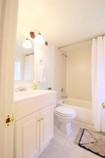 Studio Apartment near RFK fields - 5