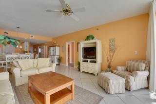 Beachfront Navarre Condo with Balcony, Walk to Ocean - Navarre - 7
