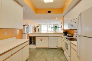 Beachfront Navarre Condo with Balcony, Walk to Ocean - Navarre - 2