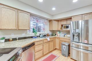 Spacious Portland Area Home with Fenced Yard - 3