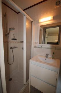 Belle villa de vacances climatisee, tout confort, residence TAMARIS, accès payant aux piscines animation, wifi, 2 chambres, 5 couchages PORTIRAGNES PLAGE LRTAMB19 - Portiragnes - 4