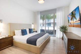 Beautiful Apt 2BR Hollywood Beach Rooftop Pool - 8