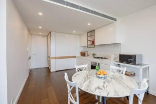 Apartment in the Heart of Glen Waverly - Glen Waverley - 3