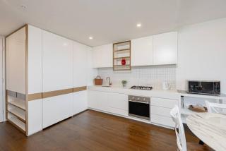Apartment in the Heart of Glen Waverly - Glen Waverley - 2