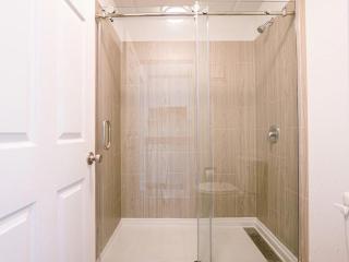Modern Stay Close to Disney World and Free Parking - Kissimmee - 1