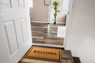 A Trendy Escape close to Downtown Peoria - 2