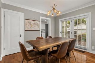 The Midcentury Cottage - Spacious 2BD with KING bed - Peoria - 3