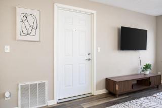 the susan - a cozy, comfy 1bd suite - Peoria - 9