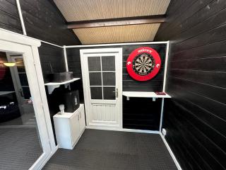 Rural Retreat with Hot Tub, Fire Pit & Games Room - Sheffield - 4