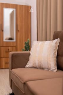 Beautiful 2BR Haven with Easy Transit at North Legon - Accra - 6