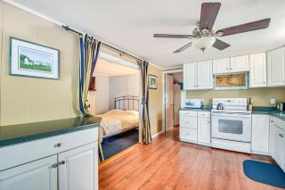 St Lawrence River Cottage with Panoramic Views! - Clayton - 2