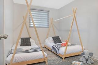 Twin Lake Retreat - Hot Tub & Private Beach - L'Ange-Gardien - 5