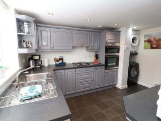 Brews Cottage - 2