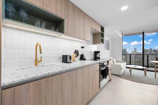 Stunning Condo with Free Parking on 46th Floor! - Miami - 8