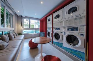 LZ414 - Conforto na Luz: Apto Moderno com Piscina - 2
