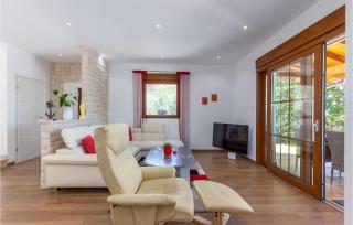3 Bedroom Lovely Home In Kostrena - Kostrena - 8