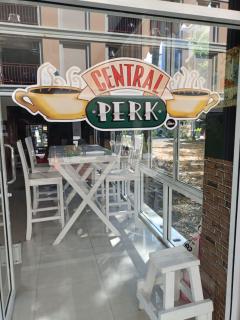 Central Perk Hotel - 6