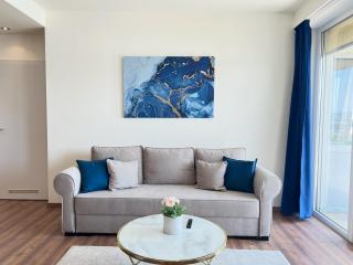 luxury apartment with a beautiful view of the Danube, free spa - wellness and car parking in the center of the city - Budapest - 2