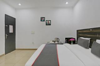 Hotel O Kanishk Inn - 2