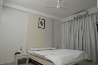 Hotel Aashish Deluxe Pet Friendly - Kolhapur - 4