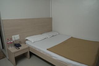 Hotel Aashish Deluxe Pet Friendly - Kolhapur - 3