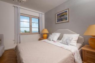 MY DALMATIA - Sea view holiday home Antonela - Dobropoljana - 1